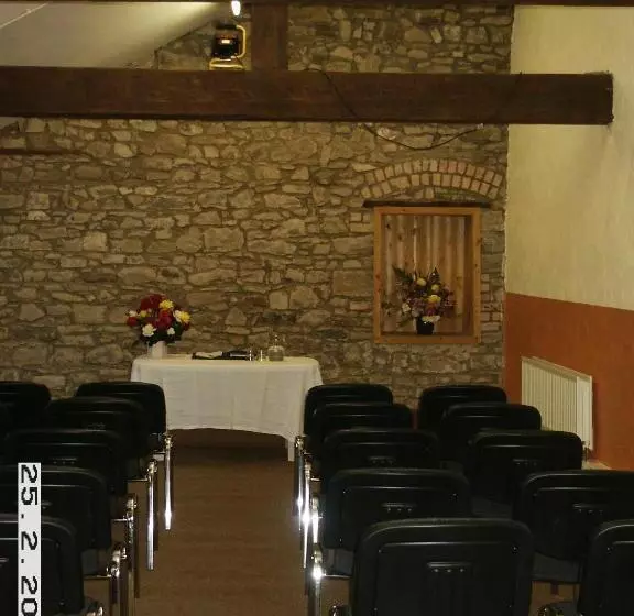 펜션 Riversdale Farm B&b