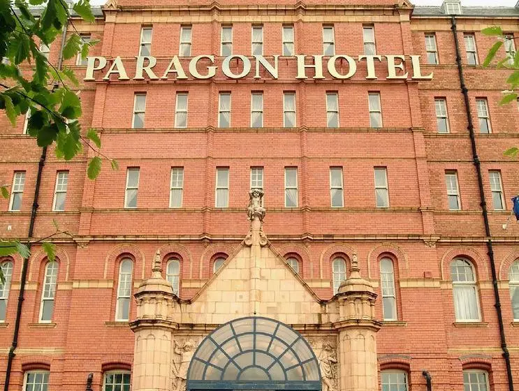 בית מלון כפרי The Rowton