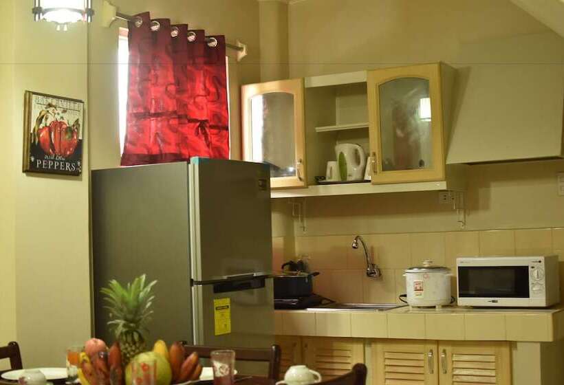 Ashley And Bill S Suites N Garden Hotel And Vacation Homes