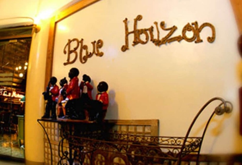 בית מלון כפרי Crown Royale