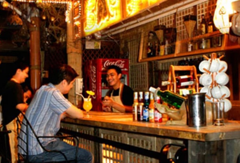 בית מלון כפרי Crown Royale