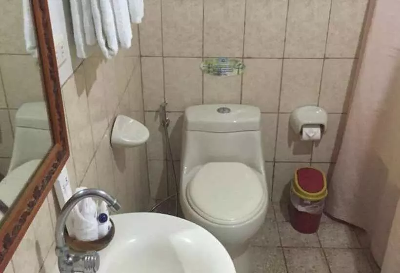 Hotelli Crown Royale