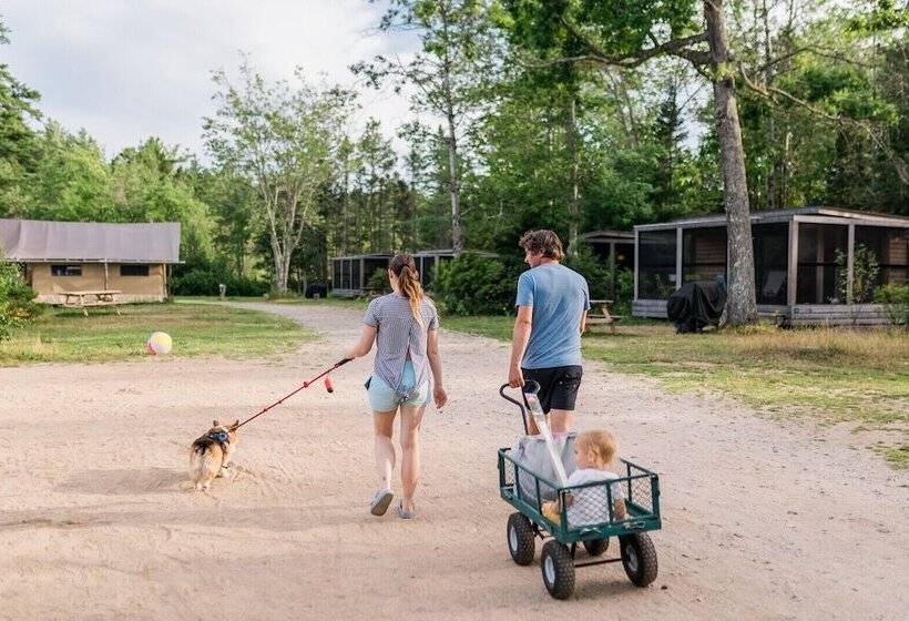 Huttopia Southern Maine