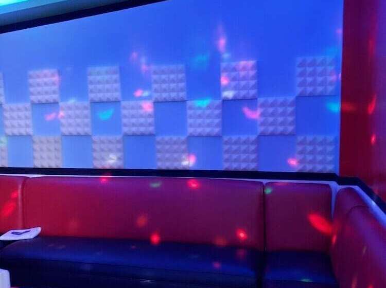 Juvies Resort Hotel And Restaurant