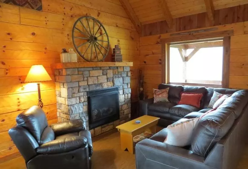 Southern Comfort Lakeside Cabin Resort