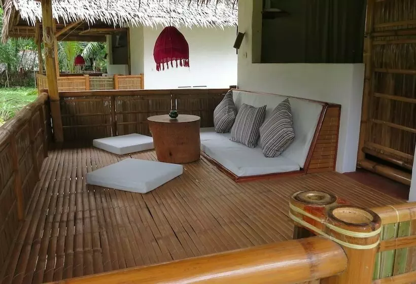 Sugar Lounge Lodge