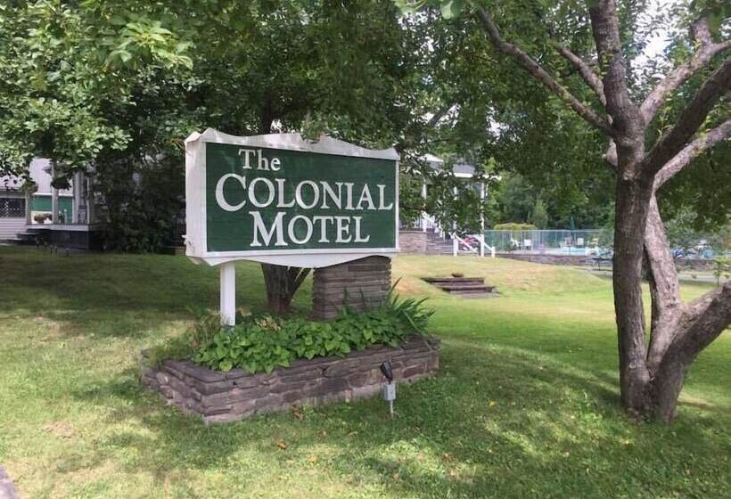The Colonial Motel