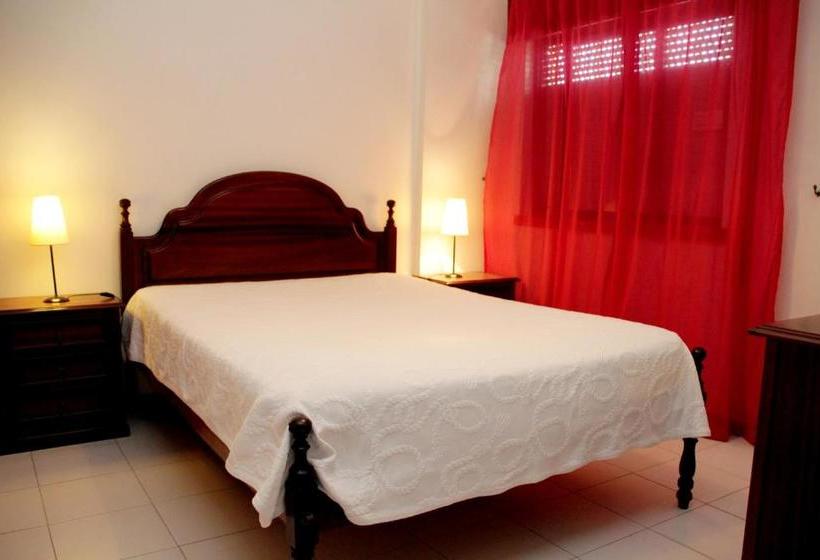 Apartamentos Torre Da Rocha Frente Ao Mar