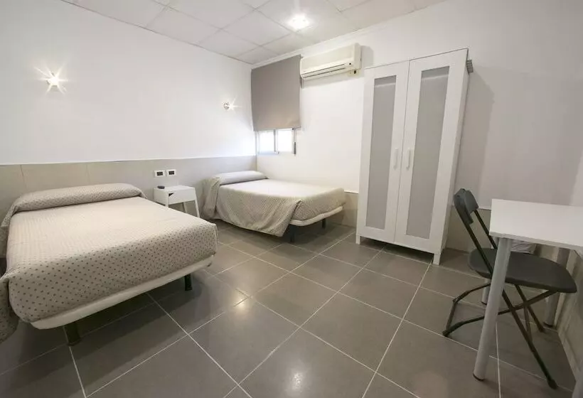 Хостел Pensión Tere Playa