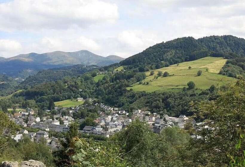 Отель Au Val Dore