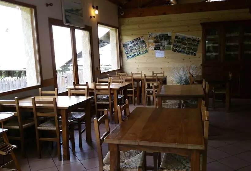 Отель Auberge Chalet Les Glaciers