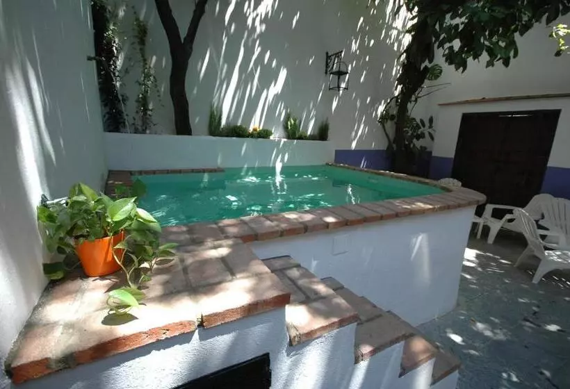 Hotel Casa De Los Azulejos