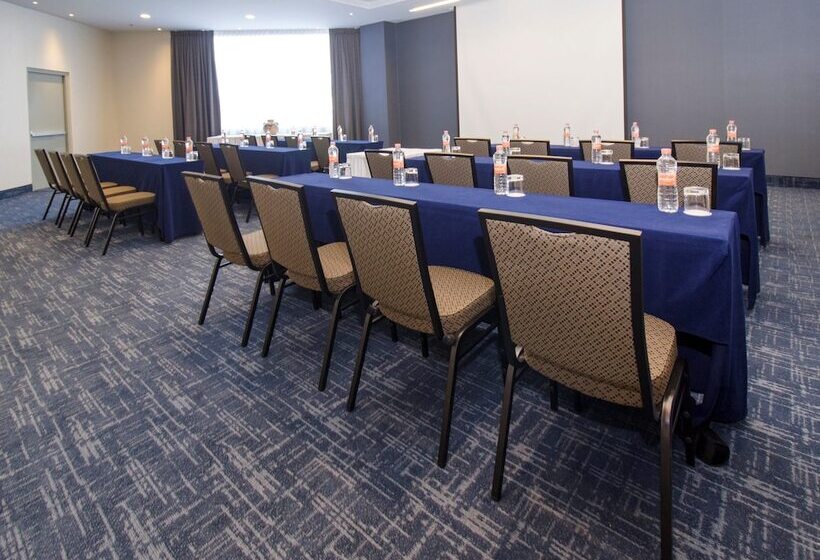 هتل Holiday Inn Puebla La Noria, An Ihg