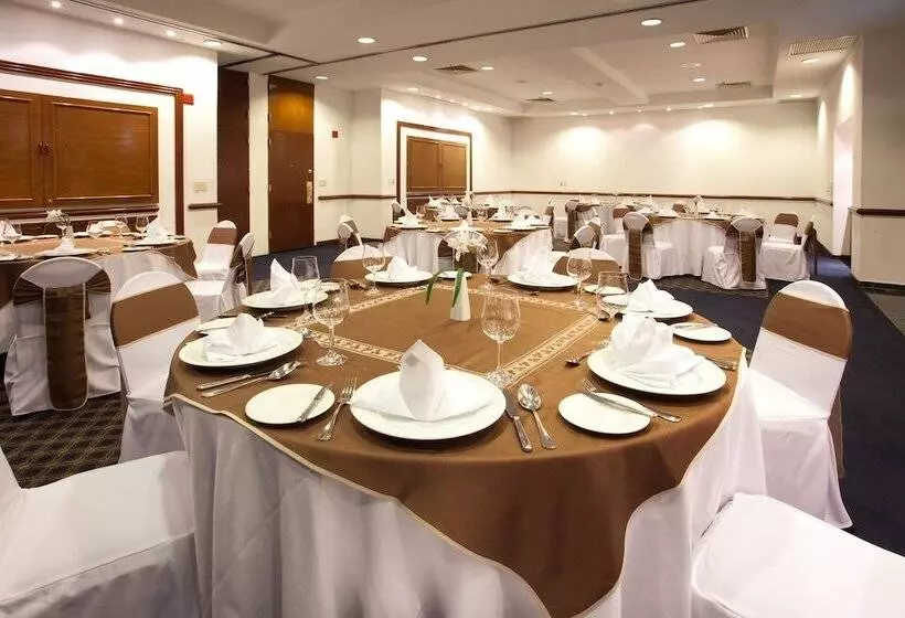 فندق Holiday Inn Puebla La Noria, An Ihg