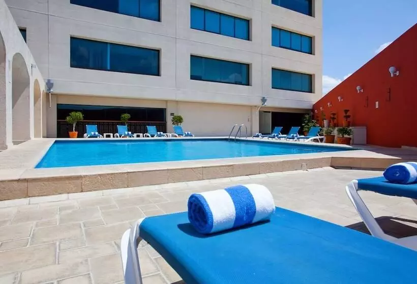 فندق Holiday Inn Puebla La Noria, An Ihg