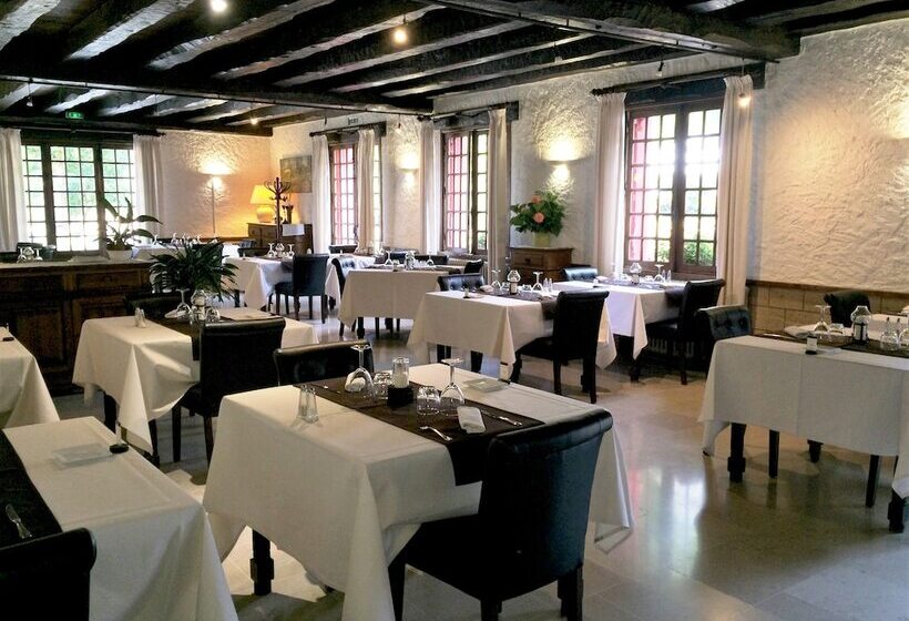 فندق Hostellerie La Charmille