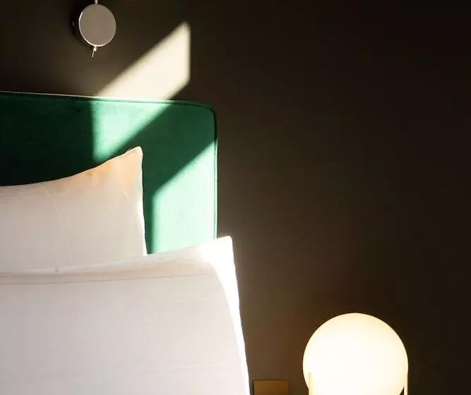 ホテル Hôtel De Charme Le Chêne Vert