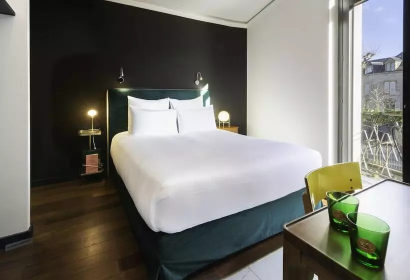 ホテル Hôtel De Charme Le Chêne Vert