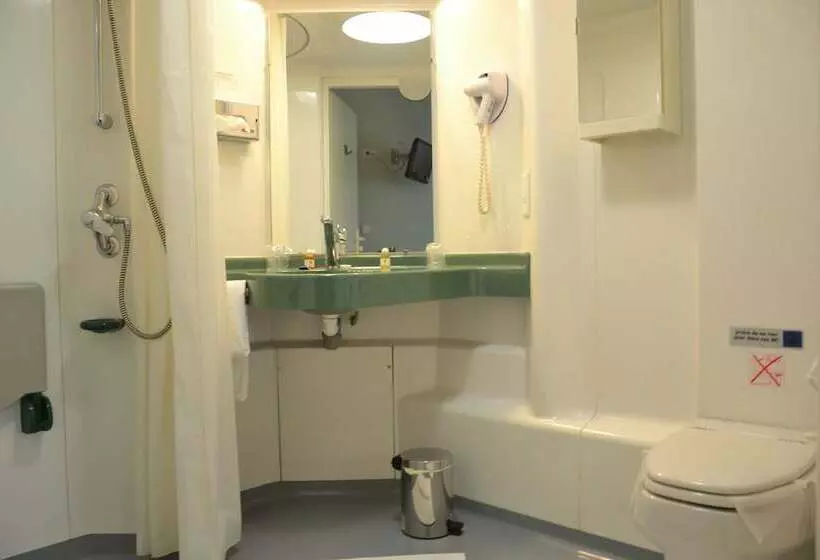 Отель Hôtel Restaurant Du Lac