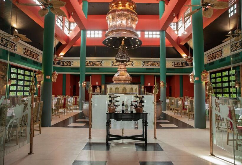 هتل Iberostar Waves Dominicana