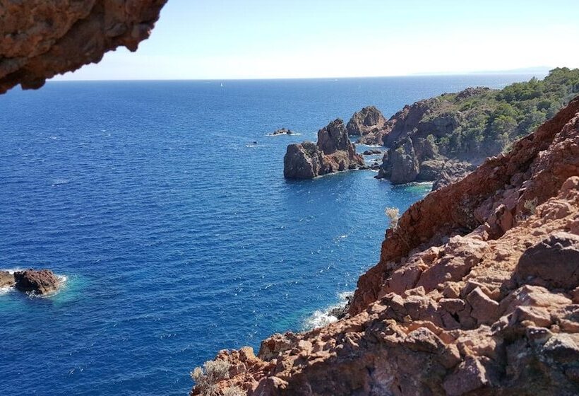 فندق L Esterella