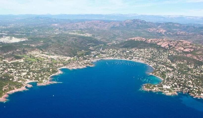 فندق L Esterella