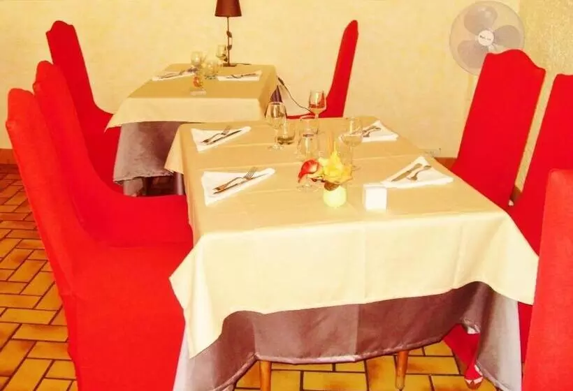 酒店 La Boule d'Or