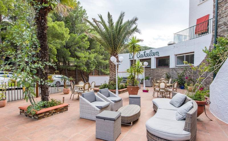 Отель Le Catalan