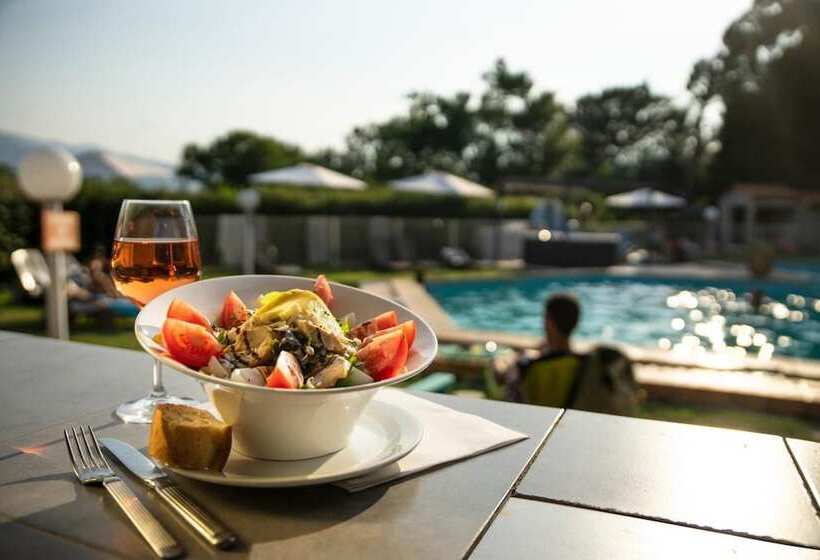 فندق Le Neoulous