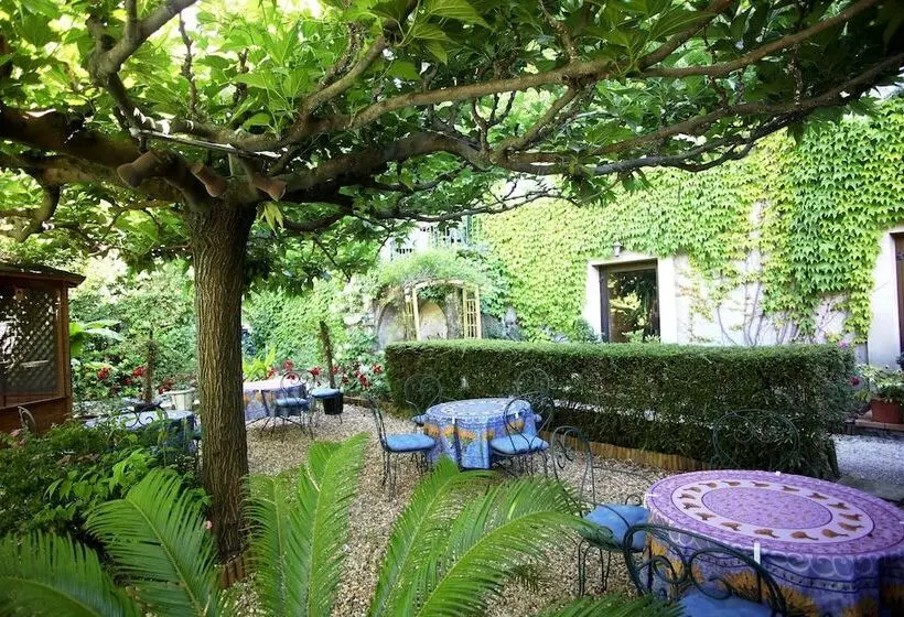 ホテル Les Norias