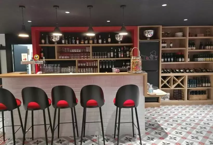 酒店 Logis Hôtel Angers Sud