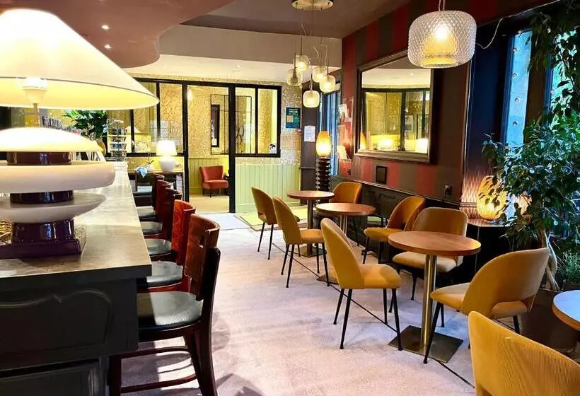 호텔 Logis Hôtel Des Messageries