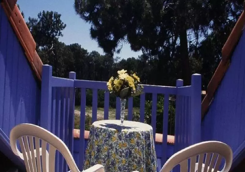 ホテル Les Vagues Hôtel Restaurant