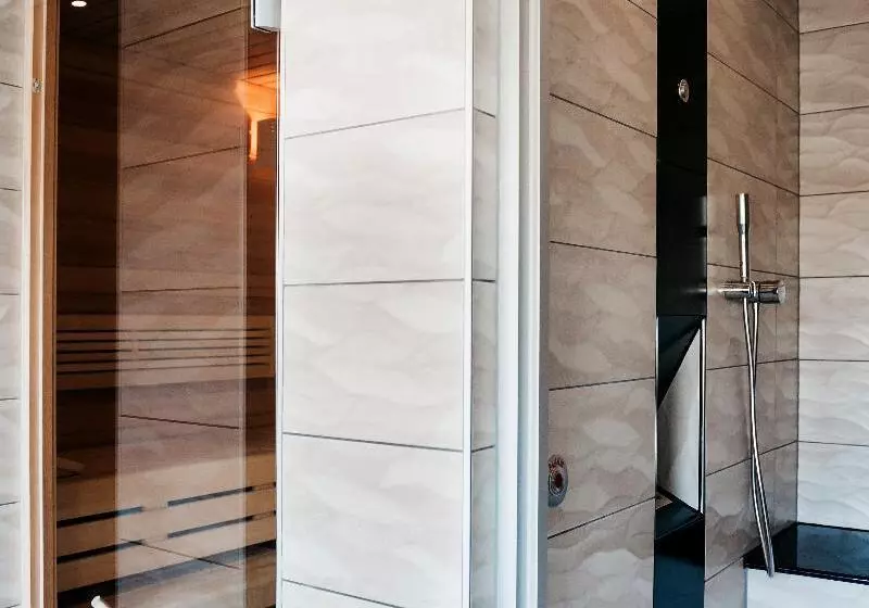 בית מלון כפרי Logis Hôtel Restaurant Au Lion Rouge