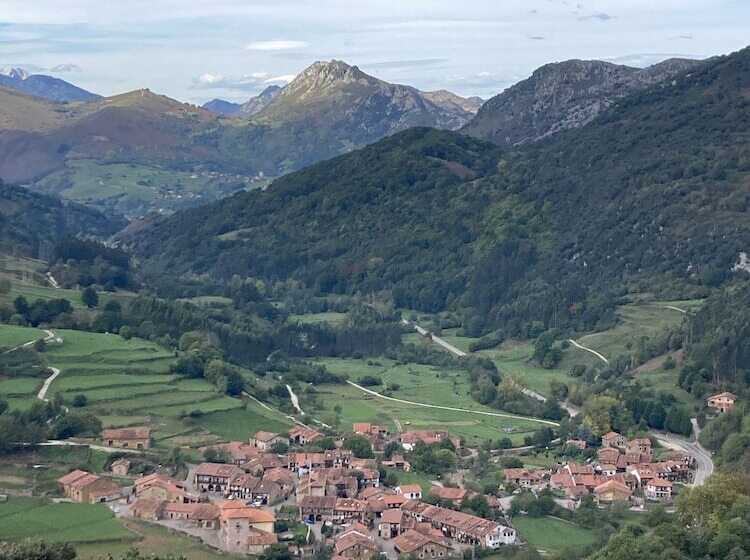 בית מלון כפרי Posada La Casona De Los Güelitos