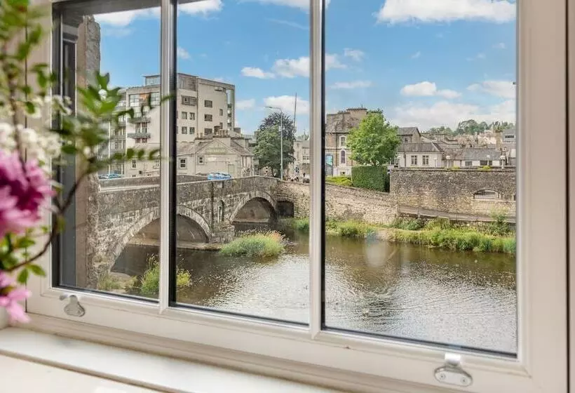 ホテル The Riverside