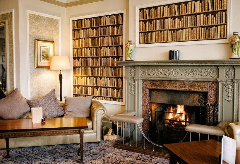 אתר נופש Macdonald Forest Hills