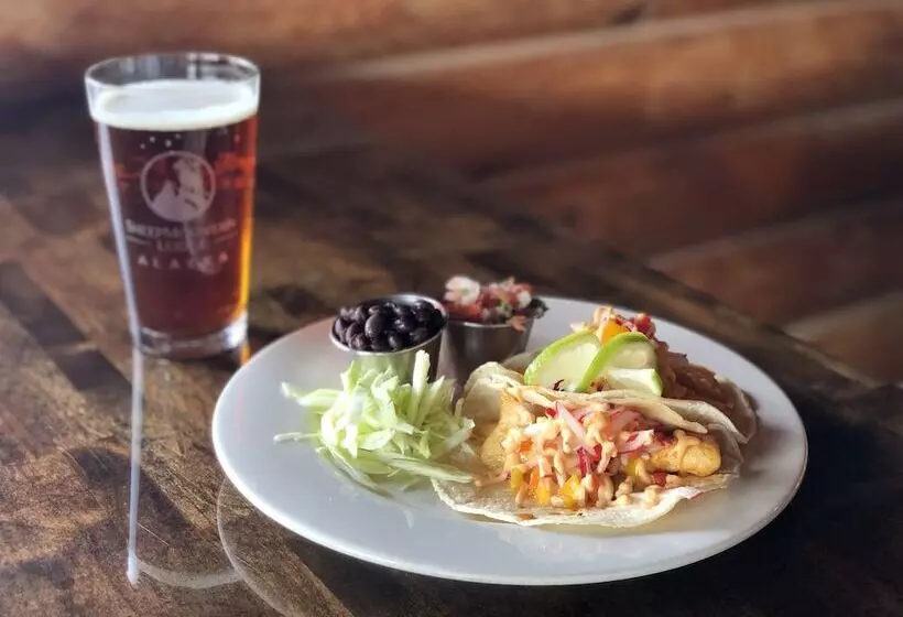 Hotelli Sheep Mountain Lodge