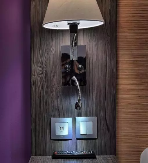 Contact Hotel Restaurant Bleu France   Eragny Cergy