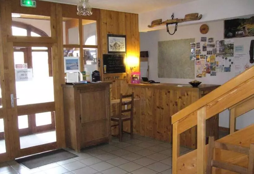 ホテル Auberge Du Grand Git
