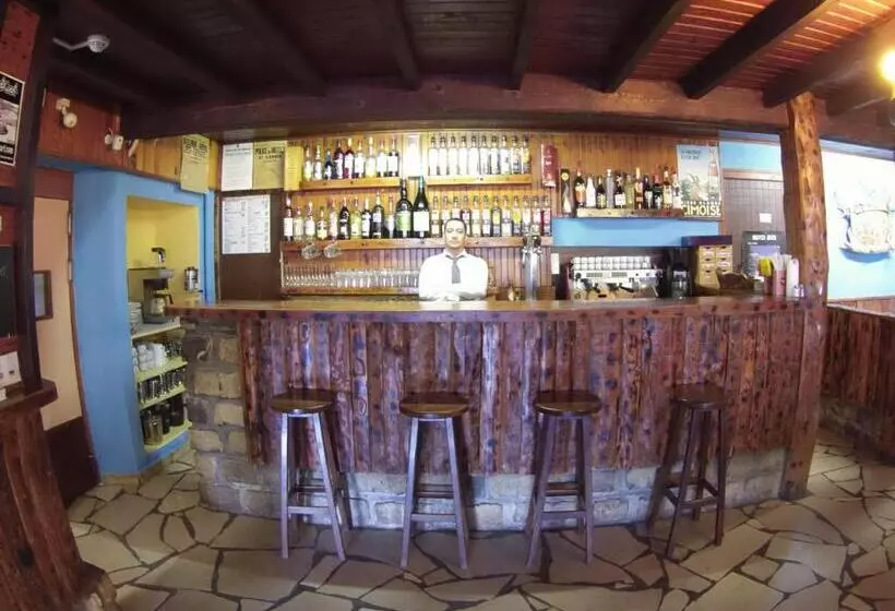 Отель Boustigue Hôtel   Restaurant