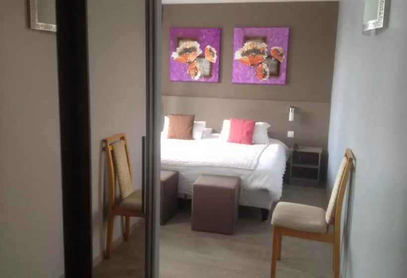 Отель Logis Hôtel Restaurant De France