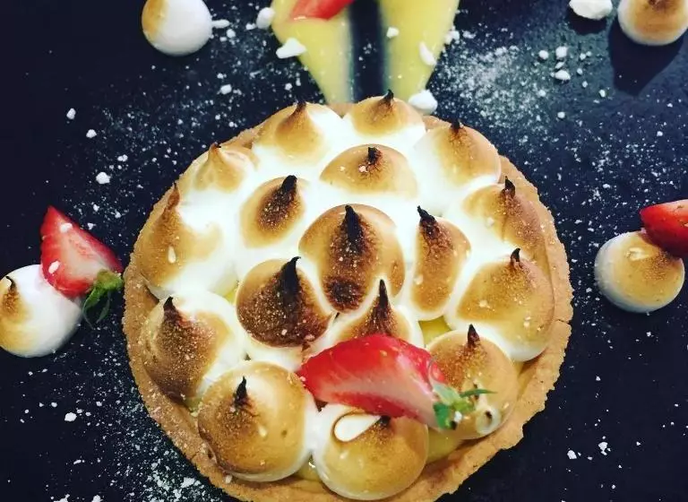 Отель Logis Hôtel Le Rond Point