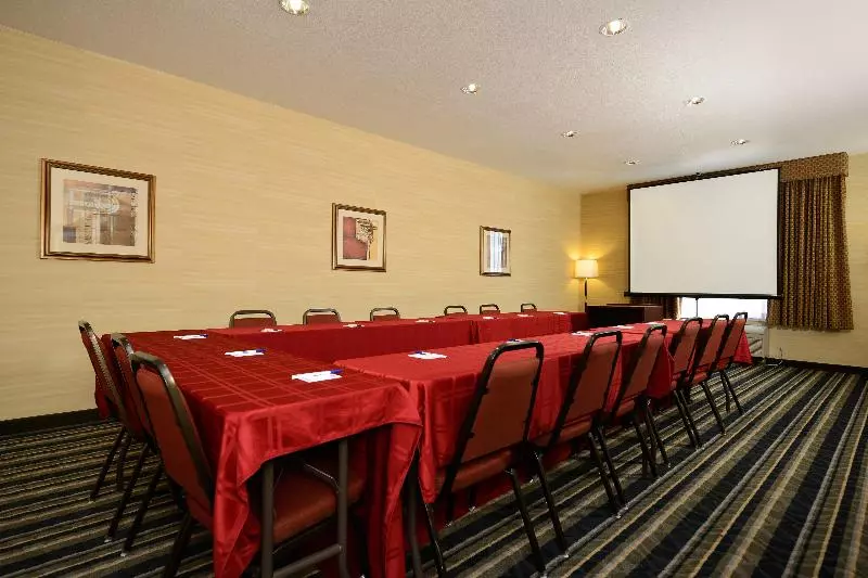 ホテル Holiday Inn Express Elk Grove West I 5, An Ihg