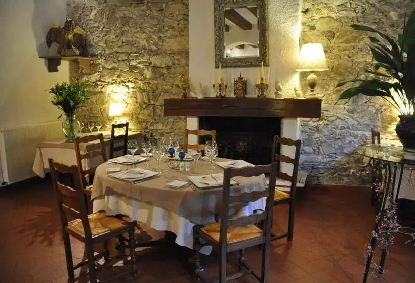 Отель Logis Hostellerie Du Grand Duc Hôtel Restaurant