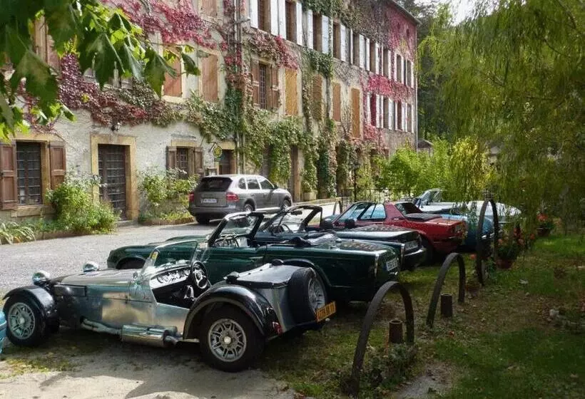 Отель Logis Hostellerie Du Grand Duc Hôtel Restaurant