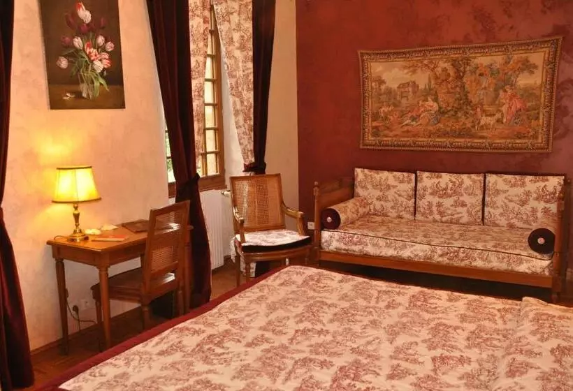 Отель Logis Hostellerie Du Grand Duc Hôtel Restaurant