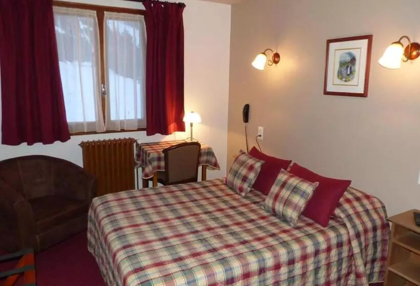 בית מלון כפרי Hôtel Bellachat