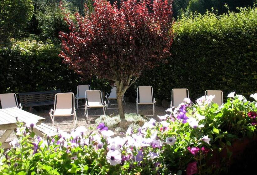 Отель Hôtel Bellachat