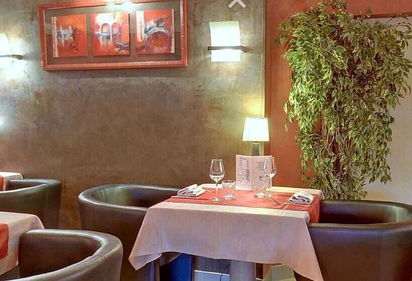 فندق Hôtel De L Ile